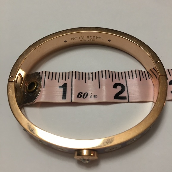 Henri Bendel Rare Rivet Enameled Swarovski Bangle - Picture 7 of 11